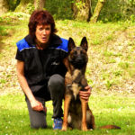 Dog Sport Educ d'Isabelle Morphy avec son malinois, educateur canin Morbihan
